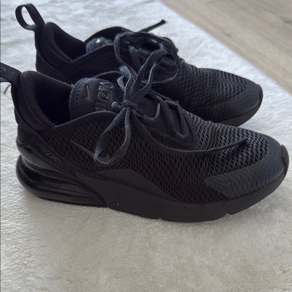 Nike Air Max 270